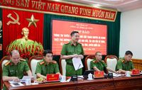 Quản lý cửa hàng Petrolimex bán hơn 12.500 lít 'dầu pha xăng' ra thị trường