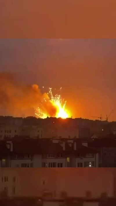 Nga tập kích Kiev, khiến 'nhà máy tên lửa Ukraine' phát nổ
